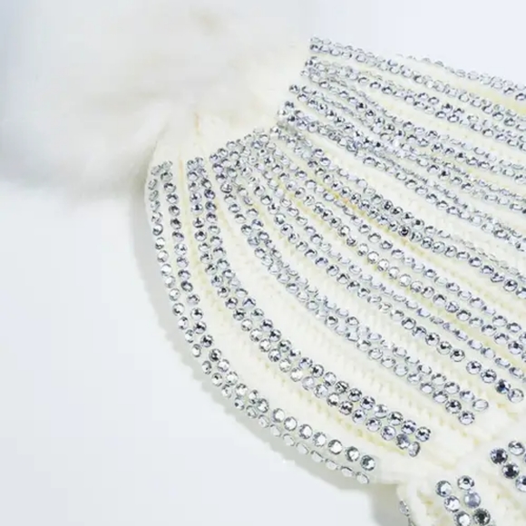 Pompom hats - Picture 1 of 1